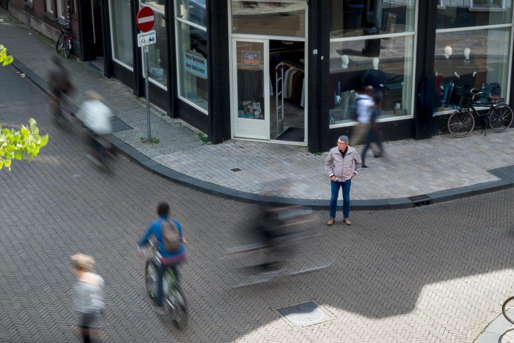 Hoe ga je GOED om met iemand met dementie? | Samendementievriendelijk